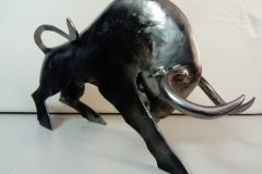 toro-metal-barriuso
